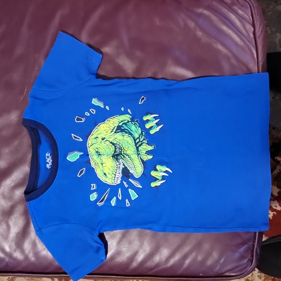 The Children's Place boys 12, short sleeve & pant PJs. Snug fit. Barely worn. - Picture 2 of 5